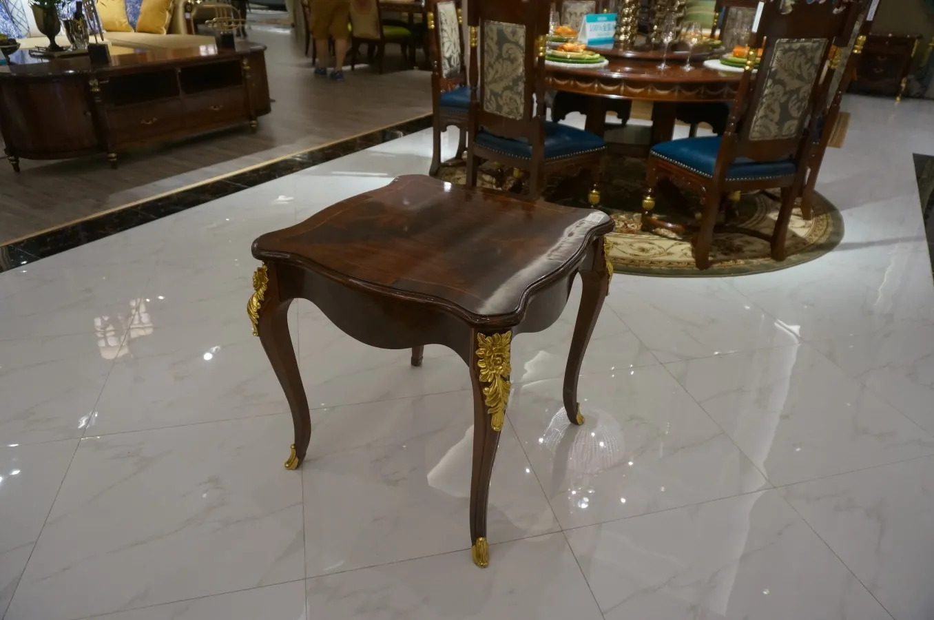 Classic Furniture – 3D Model – FC752C