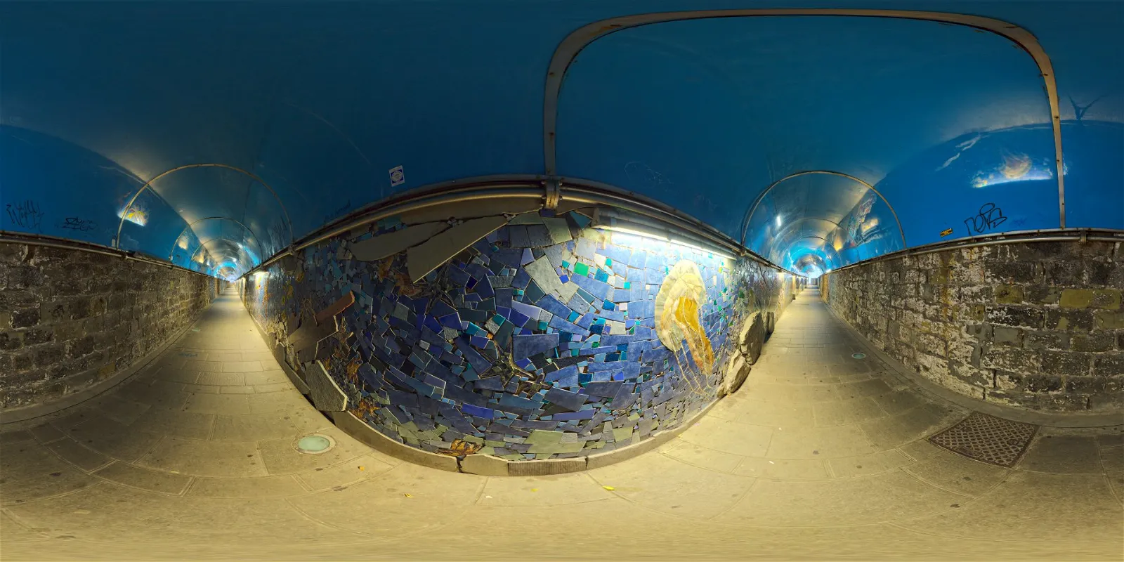 HDRI – Mosaic Tunnel – urban