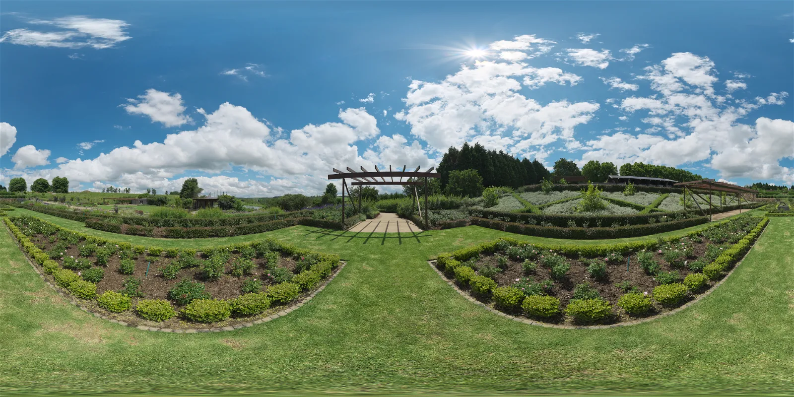 HDRI – Symmetrical Garden 02 – nature