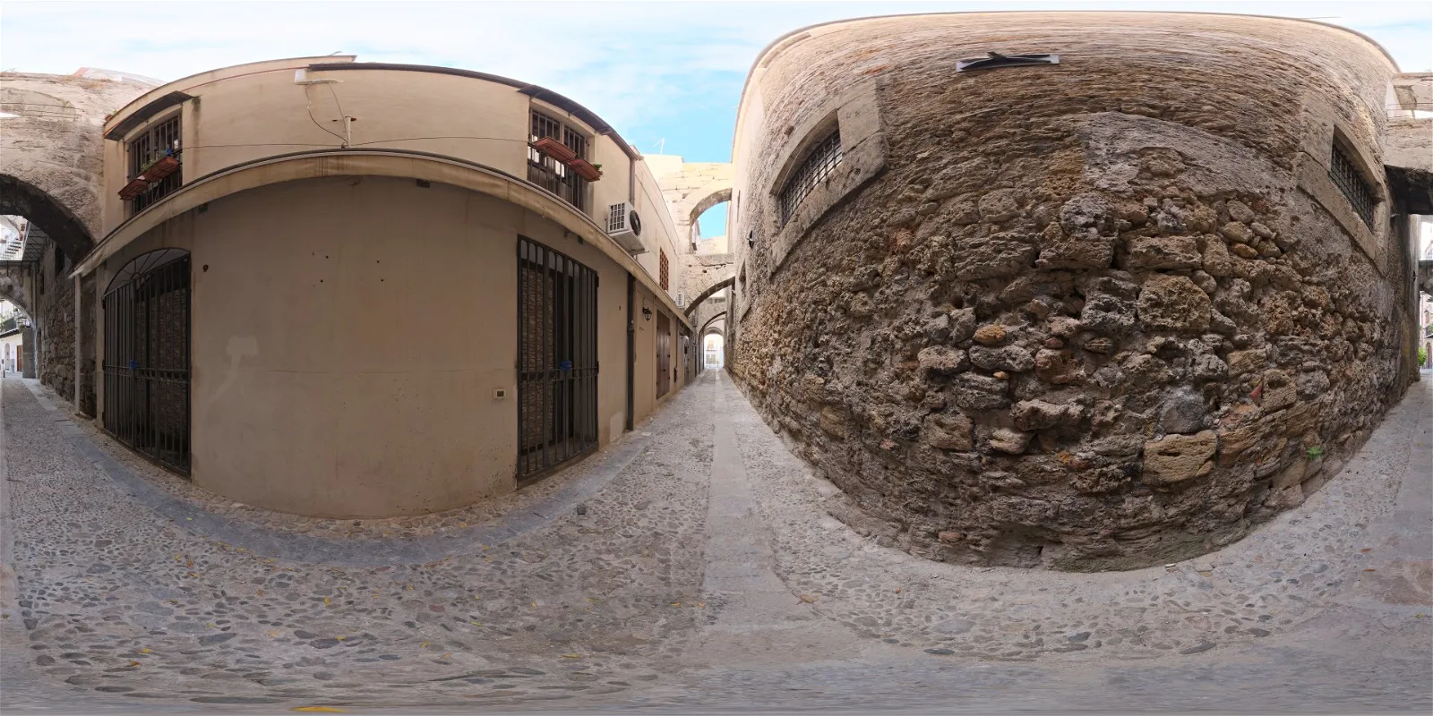 HDRI – Stone Alley – urban