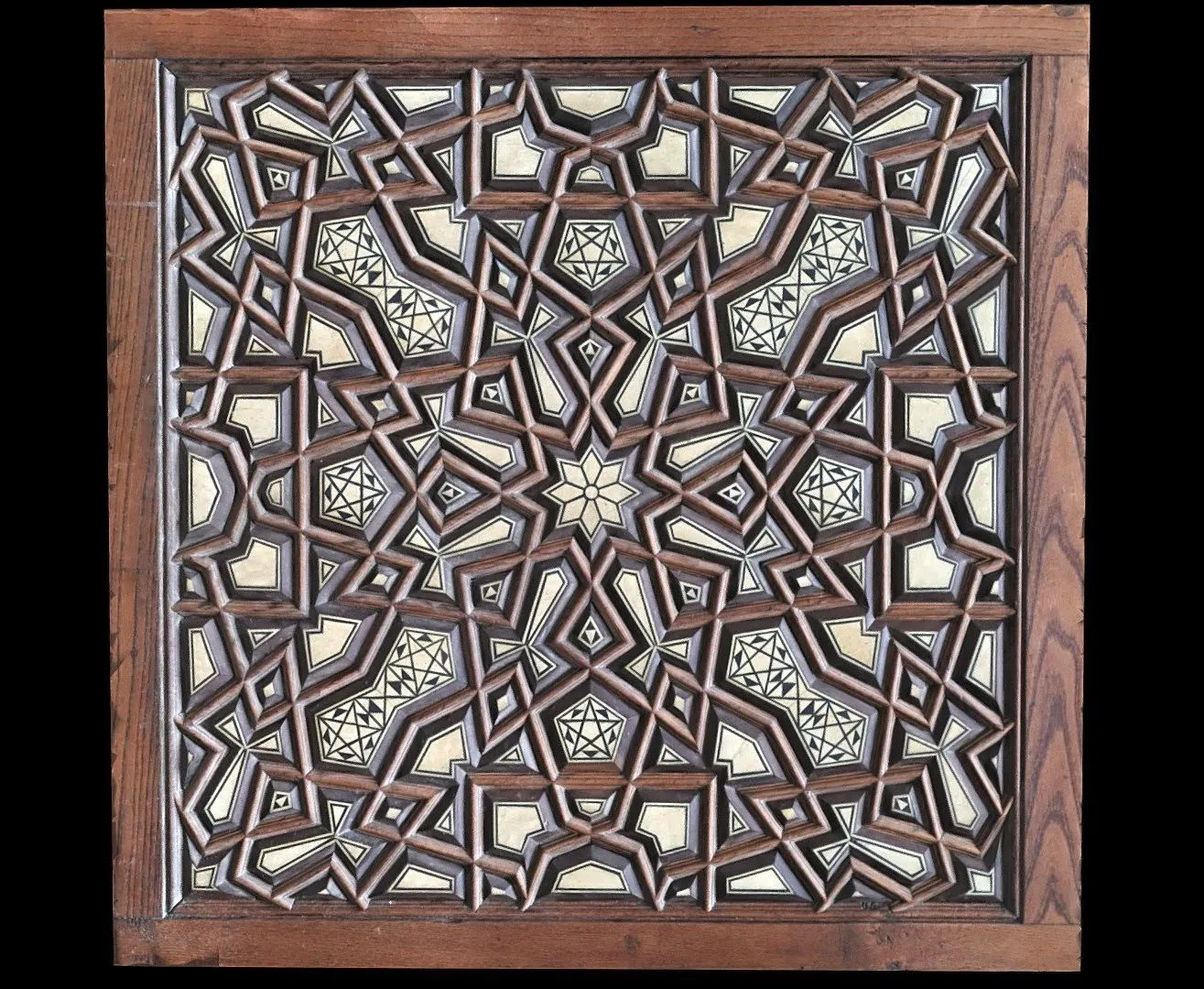 PBR Game 3D Models – Islamic Geometric Motif On Wooden Door Panel